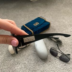 💯 % Authentic Dior sunglasses bi scratch with box